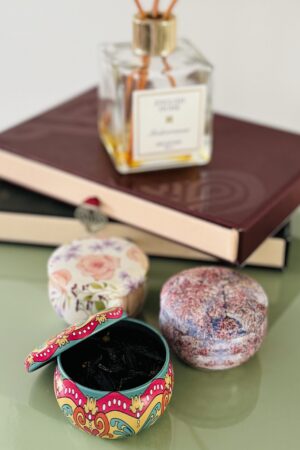 IMG_3329 بخور عود مسقي بالهيل و لوبان